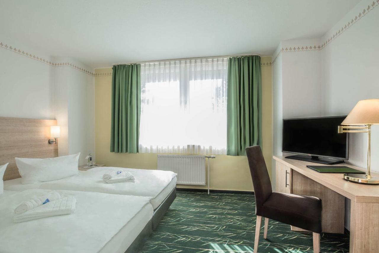 Sonnenhotel Feldberg Am See Mit Schwimmbad, Sauna Und Dampfbad 펠트베르크 외부 사진