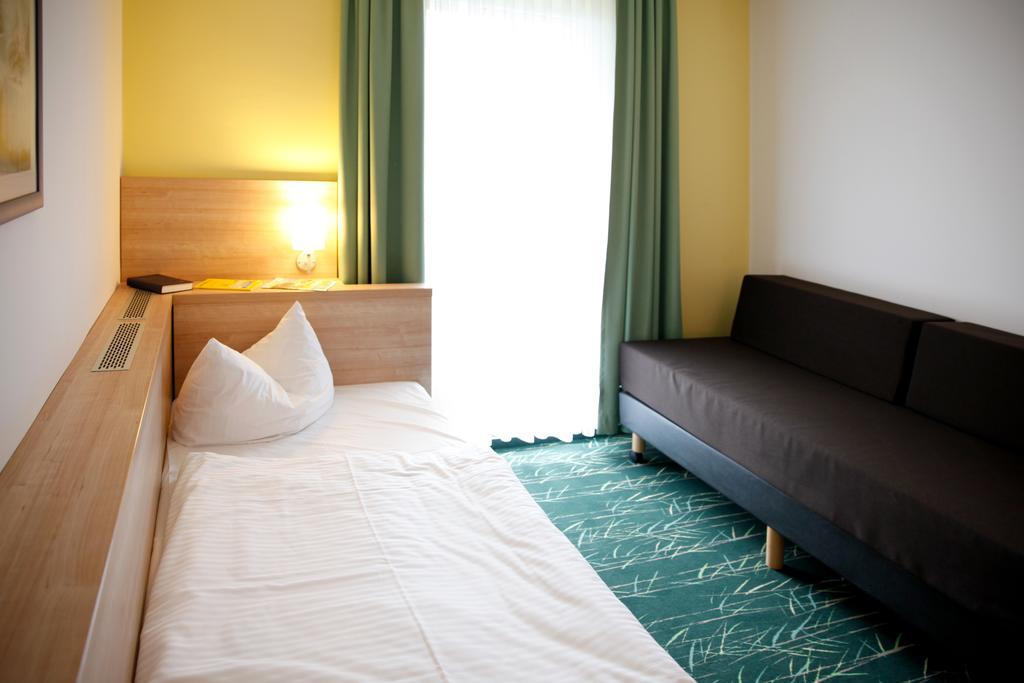 Sonnenhotel Feldberg Am See Mit Schwimmbad, Sauna Und Dampfbad 펠트베르크 객실 사진