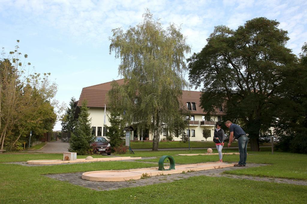 Sonnenhotel Feldberg Am See Mit Schwimmbad, Sauna Und Dampfbad 펠트베르크 외부 사진