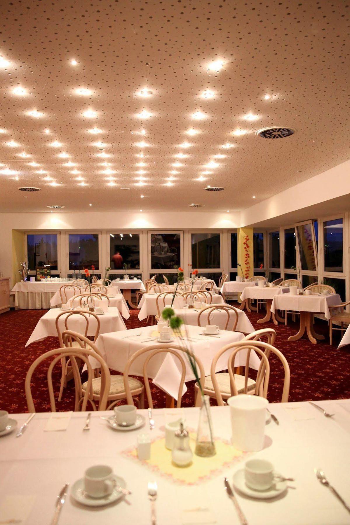 Sonnenhotel Feldberg Am See Mit Schwimmbad, Sauna Und Dampfbad 펠트베르크 외부 사진
