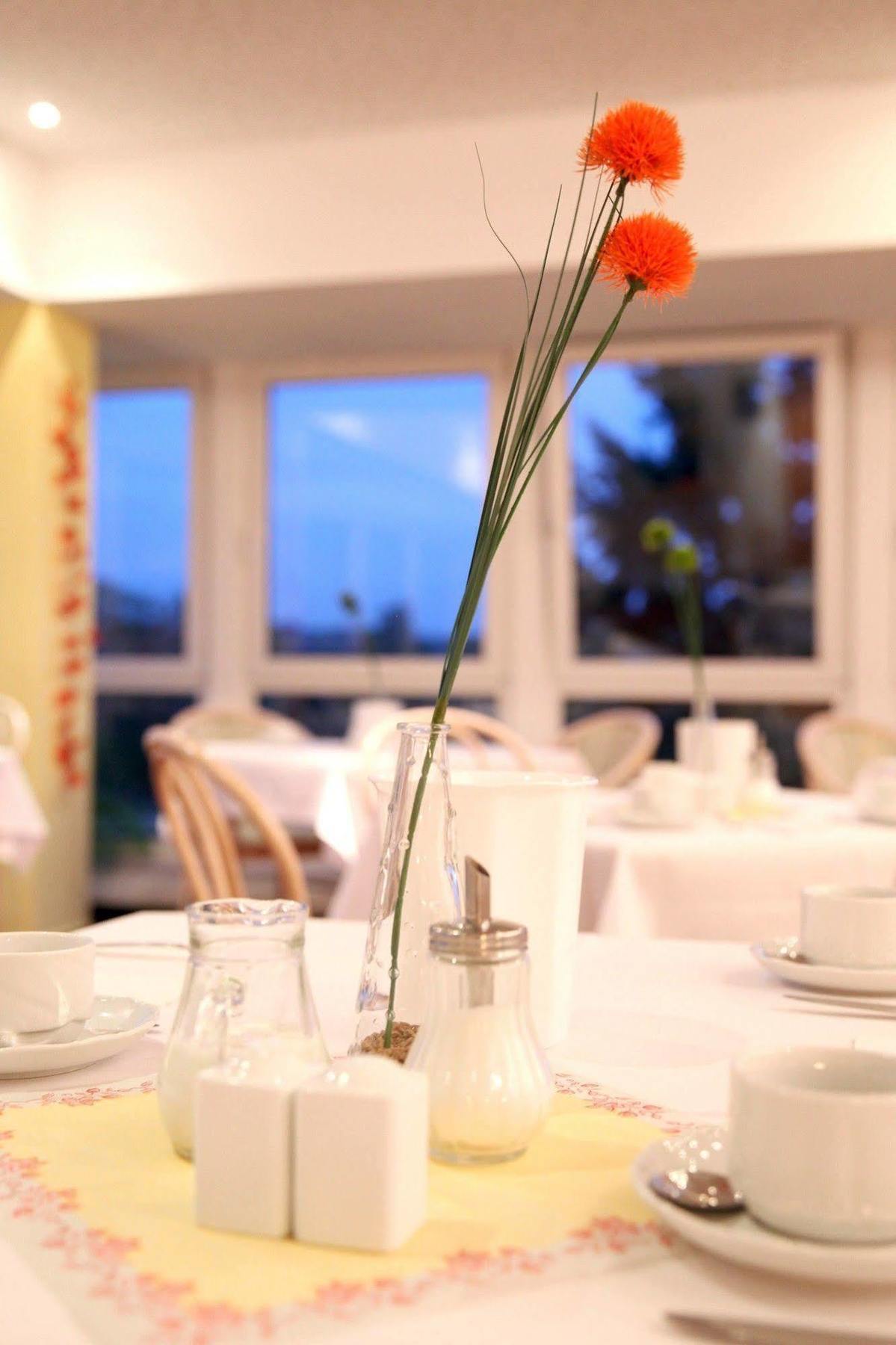 Sonnenhotel Feldberg Am See Mit Schwimmbad, Sauna Und Dampfbad 펠트베르크 외부 사진